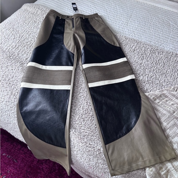 Fashion Nova Olive and Black Pants - Picture 4 of 4